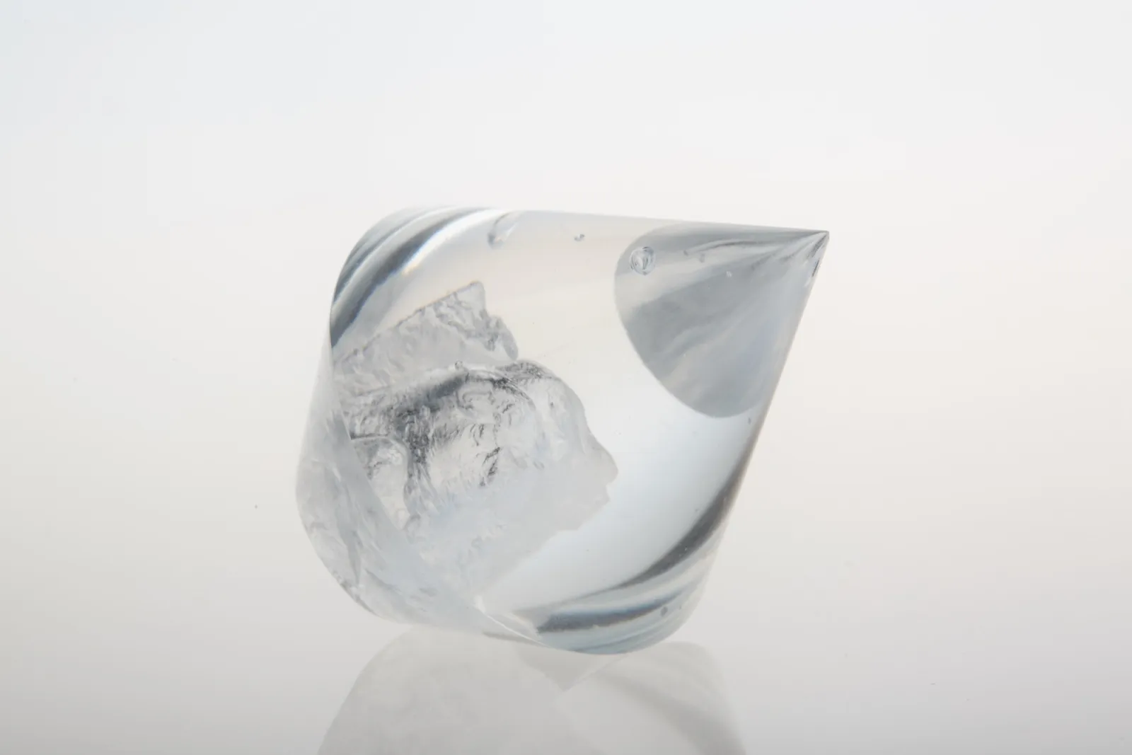 Hana Renko, Frozen Memories, Cast glass, 2025