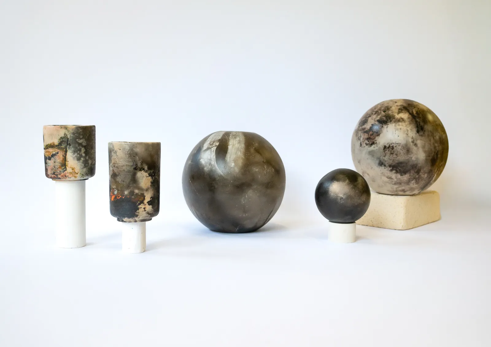 Hana Renko, Playing with Fire, Stoneware and porcelain, barrel fired, 2026