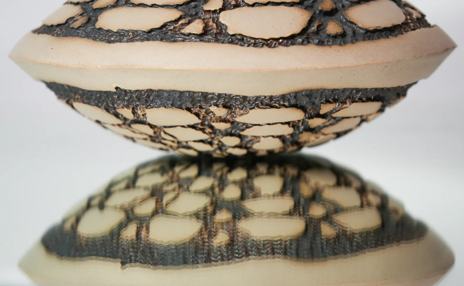 Hana Renko, Trace of Fire, Stoneware, oxides, glazed insides, 2026