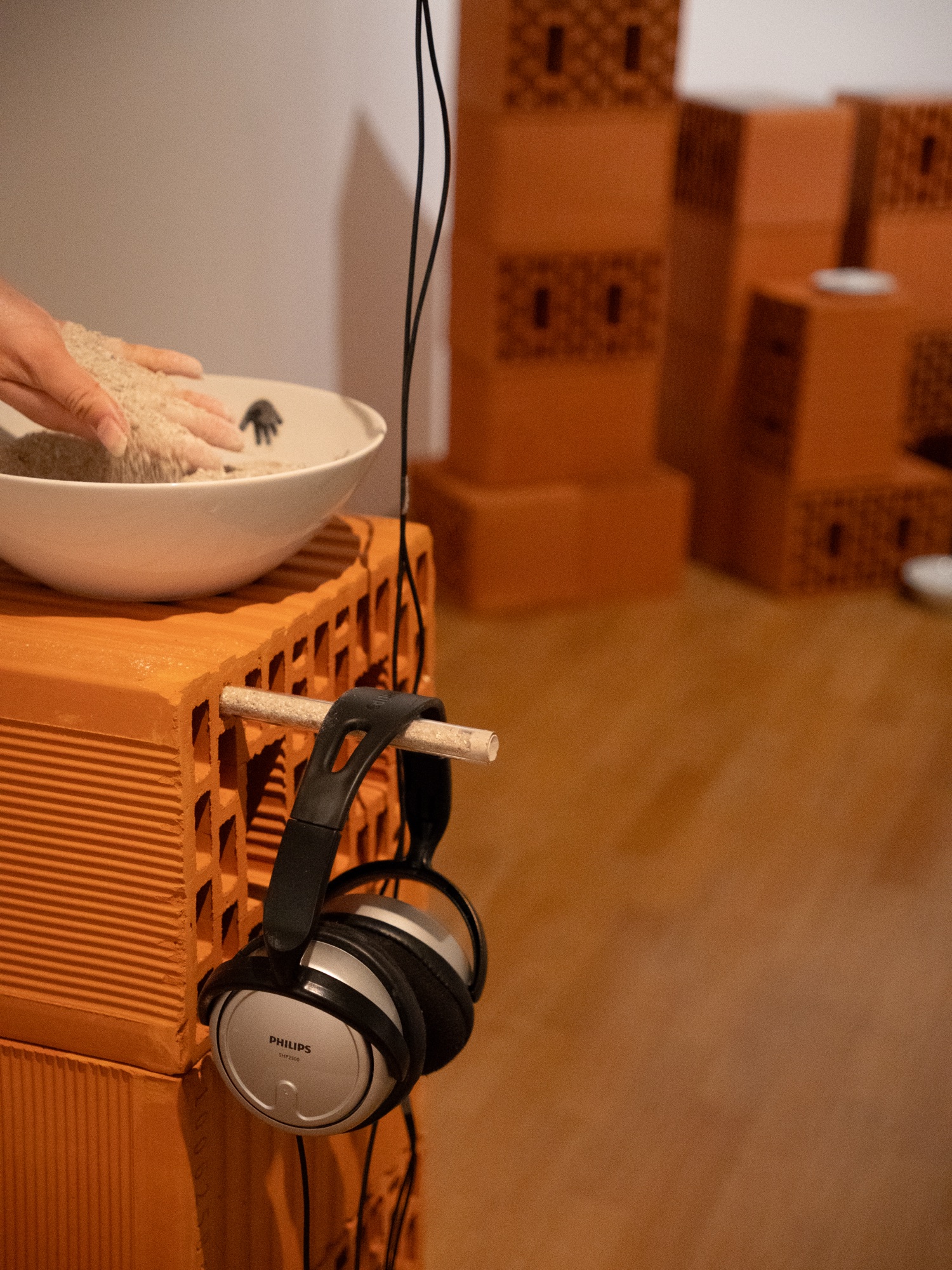 Hana Renko, White Trace, Spatial installation; video, sound, found objects, quarry waste material, 2026